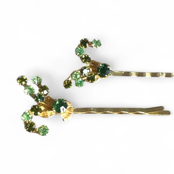 Green Hairpin Set with Two-Tone Green Rhinestones – Repurposed Vintage Jewelry - Picture 4 of 5